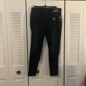 ***SALE***a.n.a pull in jeggings size 18T